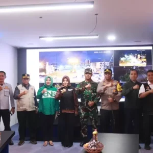 Lacak Kejahatan & Kemacetan Lalin, Bupati Ikfina Pasang ATCS di 8 Titik Persimpangan Jalur Ramai