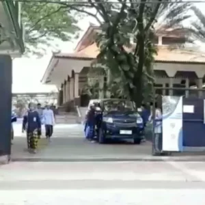 Ingin Beri Pelajaran, Santri Di Pasuruan Malah Terbakar Ingin Beri Pelajaran, Santri Di Pasuruan Malah Terbakar