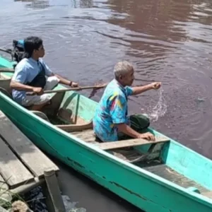 Air Sungai Wrati Berubah Merah, Minta DLH Lebih Tegas Air Sungai Wrati Berubah Merah, Minta DLH Lebih Tegas