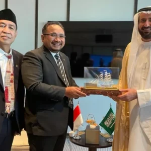 Kuota Haji 2023 Sebanyak 221 Ribu, Tidak Ada Pembatasan Usia Kuota Haji 2023 Sebanyak 221 Ribu, Tidak Ada Pembatasan Usia
