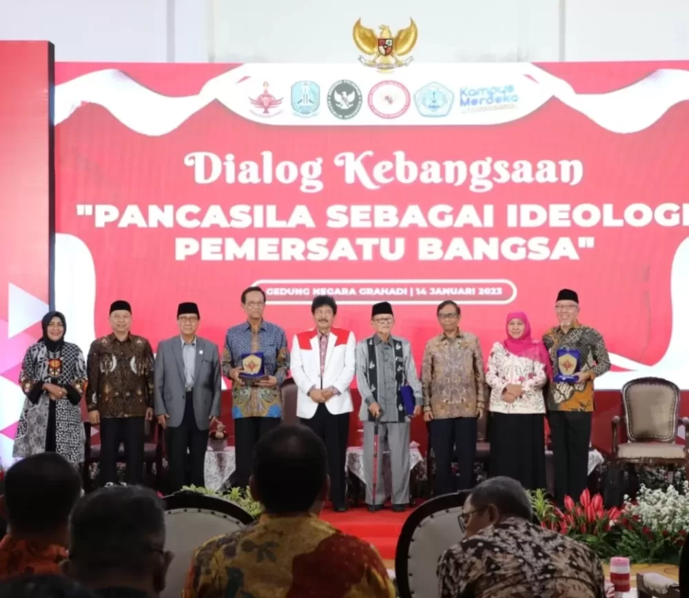 Dialog Kebangsaan, Gubernur Khofifah Indar Parawansa: Jatim Tidak Boleh Batuk