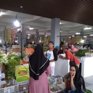Selama 24 Jam, Denyut Nadi Pasar Wisata Bojonegoro Tak Pernah Henti Selama 24 Jam, Denyut Nadi Pasar Wisata Bojonegoro Tak Pernah Henti