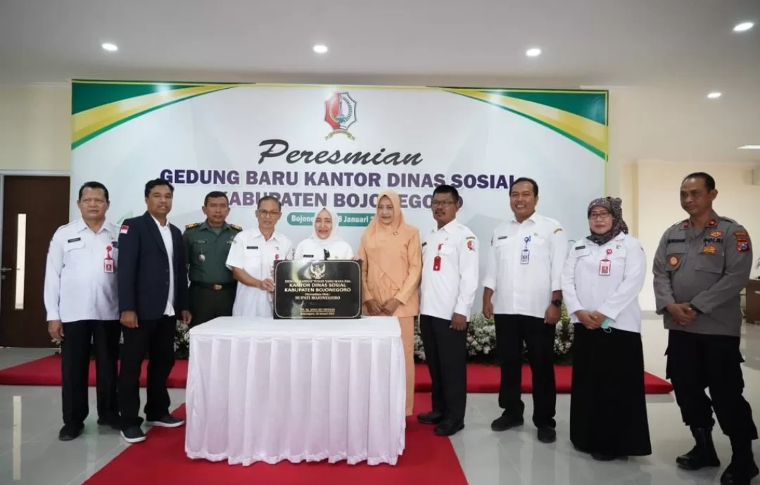Resmikan Gedung Kantor Dinsos, Bupati Bojonegoro Ajak Terus Tingkatkan Pelayanan