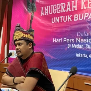 Wali Kota Medan Lakukan Digitalisasi Sandang dari Pakaian Adat Jadi Busana Siap Pakai Wali Kota Medan Lakukan Digitalisasi Sandang dari Pakaian Adat Jadi Busana Siap Pakai