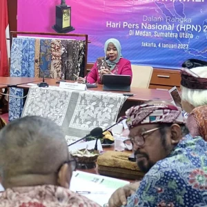 Bupati Kustini Jadikan Batik Sinom Parijotho Salak sebagai Branding Kabupaten Sleman Bupati Kustini Jadikan Batik Sinom Parijotho Salak sebagai Branding Kabupaten Sleman