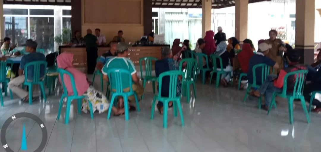 Antusias Warga Desa Kalirejo Ikut Program PTSL