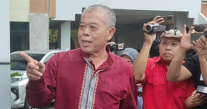 17 Saksi Termasuk Ketua DPRD Jatim Kusnadi Diperiksa KPK Terkait Dana Hibah