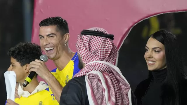 Di Arab Saudi Cristiano Ronaldo Tinggal di Hotel Mewah 17 Kamar