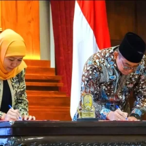 Pemprov Jatim Gandeng Dirjen Pajak Optimalisasi Pertukaran dan Pemanfaatan Data Informasi Perpajakan Pemprov Jatim Gandeng Dirjen Pajak Optimalisasi Pertukaran dan Pemanfaatan Data Informasi Perpajakan