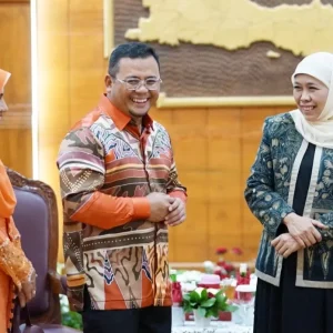 Pemprov Jatim – Selangor Bahas Peningkatan Kerjasama Sektor Ekonomi hingga Pertanian Pemprov Jatim – Selangor Bahas Peningkatan Kerjasama Sektor Ekonomi hingga Pertanian