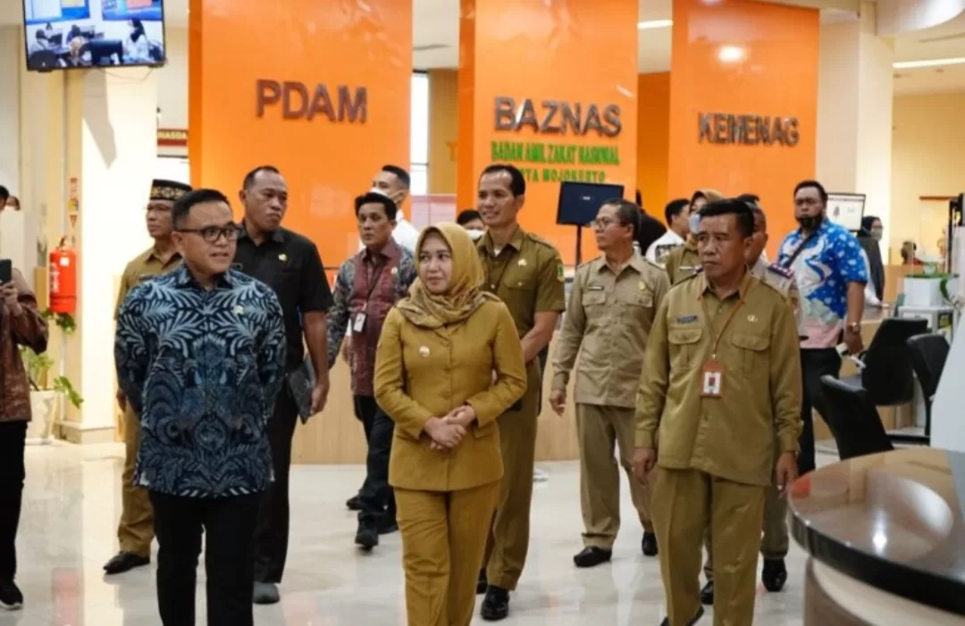 Ciptakan MPP Digital, Menpan RB Tinjau MPP Gajah Mada Mojokerto