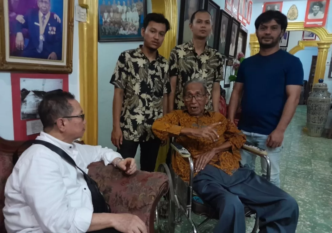 Muhammad TWH: Wartawan Pejuang yang Jadi “Pustakawan