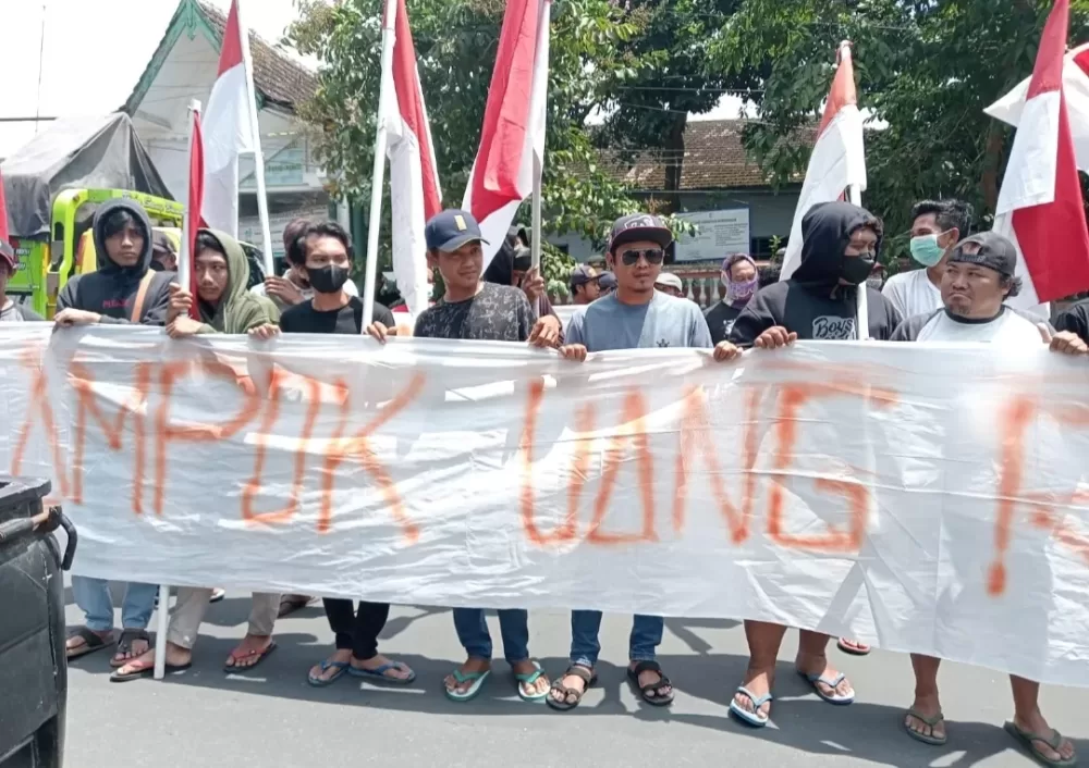 Puskaptis Gelar demo Protes Sistem E – Katalog