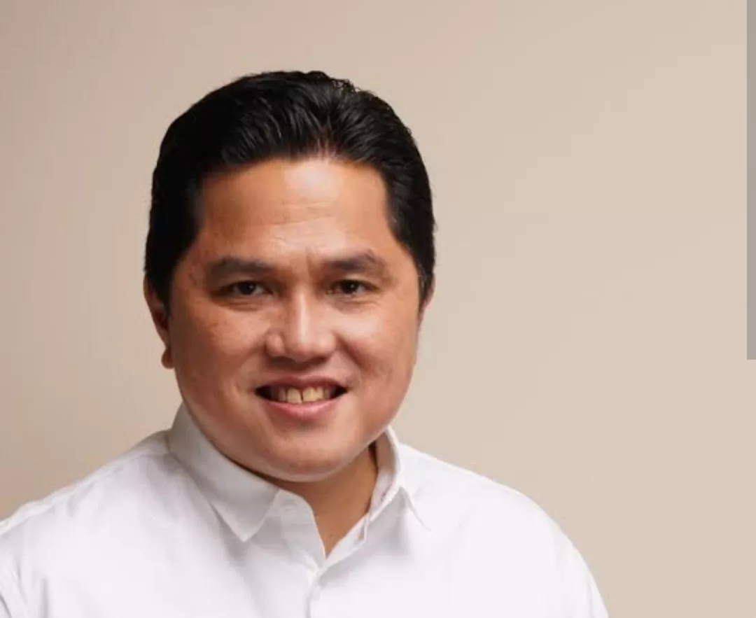 Erick Thohir Berbagi Kebahagiaan Bersama Masyarakat Parapat di Acara Festival Panggung Rakyat BUMN