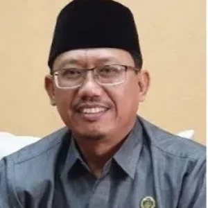 Buntut Nasi Basi, Tak Hanya Jurnalis Ketua DPRD Kab.Pasuruan 7 Kali Mencret Buntut Nasi Basi, Tak Hanya Jurnalis Ketua DPRD Kab.Pasuruan 7 Kali Mencret