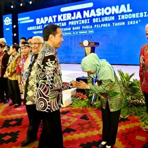 Pada Rakernas APPSI, Gubernur Khofifah Pastikan Ekonomi Jatim Terus Membaik Pada Rakernas APPSI, Gubernur Khofifah Pastikan Ekonomi Jatim Terus Membaik