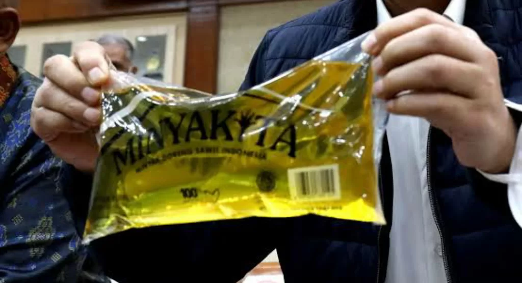 Eri Bilang, Kemendag Gelontor Minyakita di Surabaya, Mendag Batasi Pembelian 2 Liter Per Orang