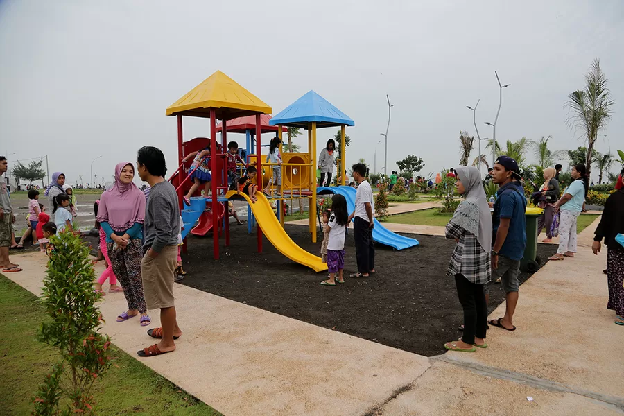 Kota Surabaya Sudah Punya 949 Taman, 169 Dilengkapi Fasilitas Bermain Anak