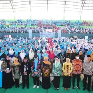 Gubernur Khofifah: Guru PAUD Agen Penggerak Wujudkan Jatim Bebas Stunting Gubernur Khofifah: Guru PAUD Agen Penggerak Wujudkan Jatim Bebas Stunting