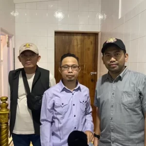 Lama DPO, Oknum Anggota DPRD Sulteng Ditangkap Tabur Kejaksaan Agung Lama DPO, Oknum Anggota DPRD Sulteng Ditangkap Tabur Kejaksaan Agung