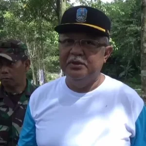 Hari Air Sedunia, Dinas PU SDA Jatim Ajak Masyarakat Reboisasi Hutan Hari Air Sedunia, Dinas PU SDA Jatim Ajak Masyarakat Reboisasi Hutan