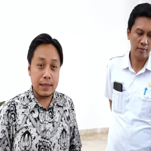 Bupati Bojonegoro Anna Mu’awanah Menghadiri RUPS tahunan PT. ADS Bupati Bojonegoro Anna Mu’awanah Menghadiri RUPS tahunan PT. ADS