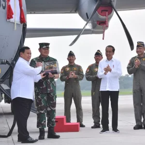 Saksikan Penyerahan Super Hercules, Jokowi: Ini Adalah Pesawat Super Canggih