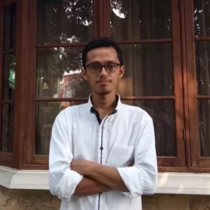 Langkah Mencari Guru Dalam Perspektif Al-Mursyid KH. Romly Tamim Njoso
