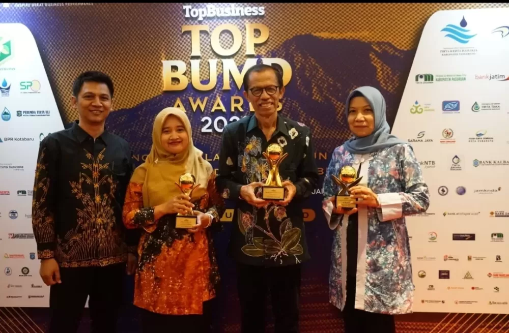 BPRS Magetan Perseroda Kembali Raih TOP BUMD AWARDS 2023