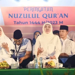 Khofifah Tekankan Pentingnya Al Quran Sebagai Referensi Akhlak Umat Islam Khofifah Tekankan Pentingnya Al Quran Sebagai Referensi Akhlak Umat Islam