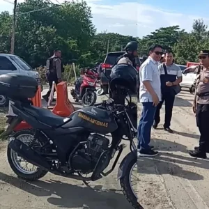 Polresta Palu Tempatkan Personel Polisi di Lokasi Rusaknya Jembatan Buluri Polresta Palu Tempatkan Personel Polisi di Lokasi Rusaknya Jembatan Buluri