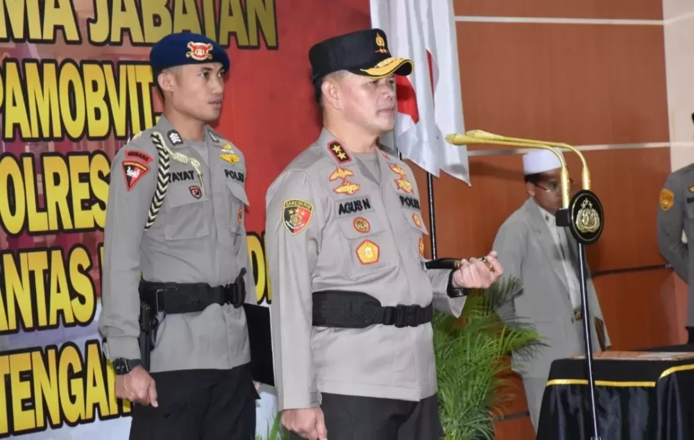 Awali Tugasnya, Kapolda Sulteng Pimpin Pelantikan dan Sertijab 4 PJU, 2 Kapolres