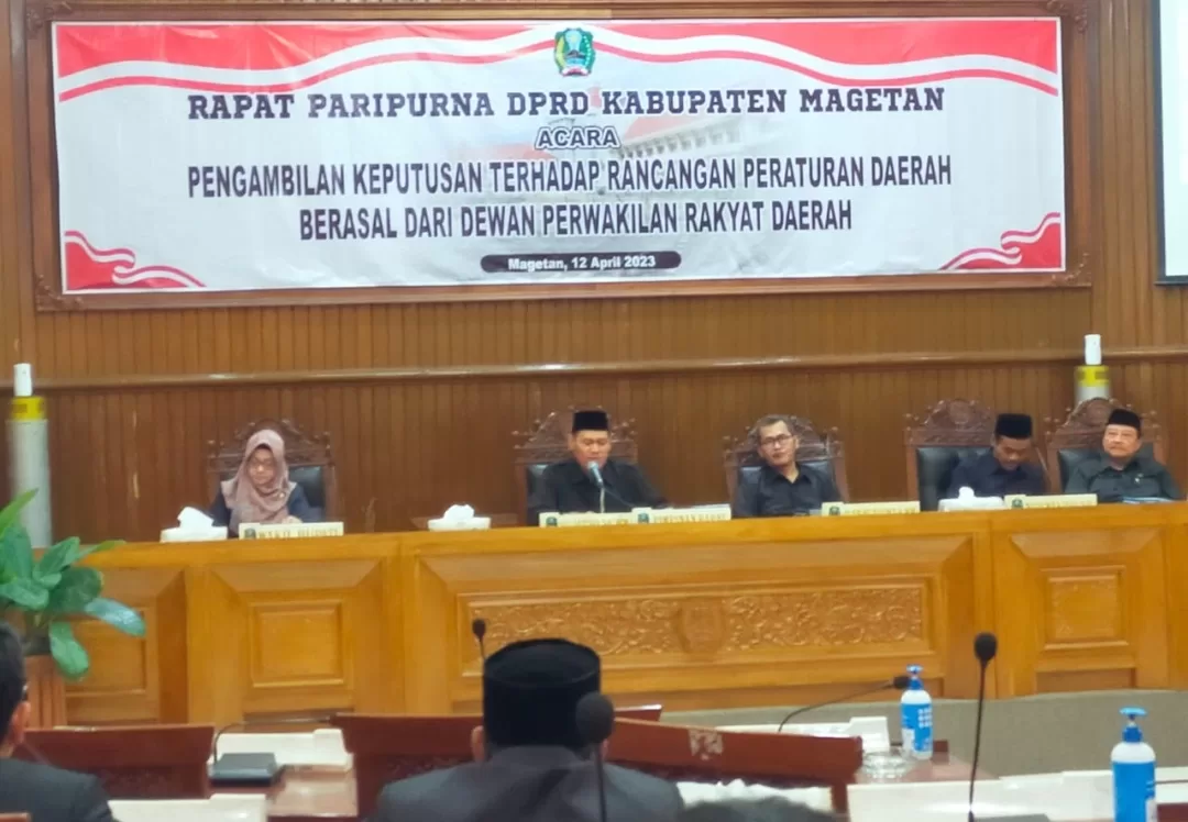 Raperda Perlindungan Guru Dan Tenaga Pendidik Non PNS Disahkan DPRD Magetan