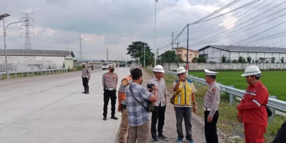 Jalan Cor By Pass Mojokerto Dibuka Kurangi Kecepatan Hindari Ban Pecah