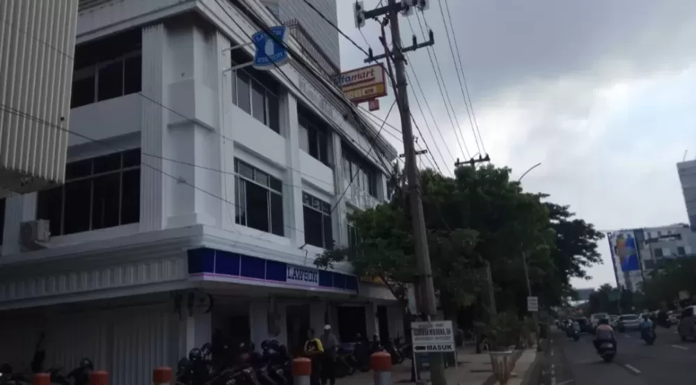 Komisi B Soroti Cafe Resto Brand Jepang