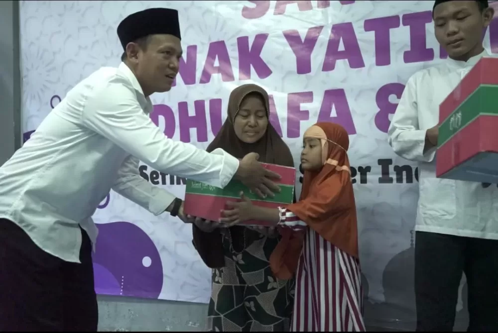 Jelang Hari Raya Idhul Fitri, SMSI Bagikan Santunan di Rusunawa Tanah Merah Surabaya