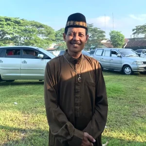 Memaknai Kemenangan Pasca Ramadhan : Iman, Ilmu dan Amal Memaknai Kemenangan Pasca Ramadhan : Iman, Ilmu dan Amal