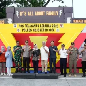Walikota Mojokerto Dor to dor Tinjau Pos Pengamanan Walikota Mojokerto Dor to dor Tinjau Pos Pengamanan