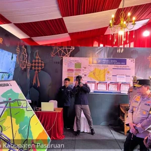 Kapolda Cek Kawasan Wisata Masjid Cheng Hoo, Puncak Arus Mudik Justru H-4 Kapolda Cek Kawasan Wisata Masjid Cheng Hoo, Puncak Arus Mudik Justru H-4
