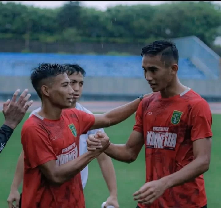 Rizky Ridho Bikin Pertahanan Persebaya Ompong