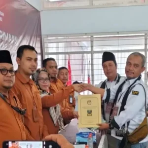 50 Bacaleg Partai Bulan Bintang Resmi Mendaftar di KPUD Banyuwangi