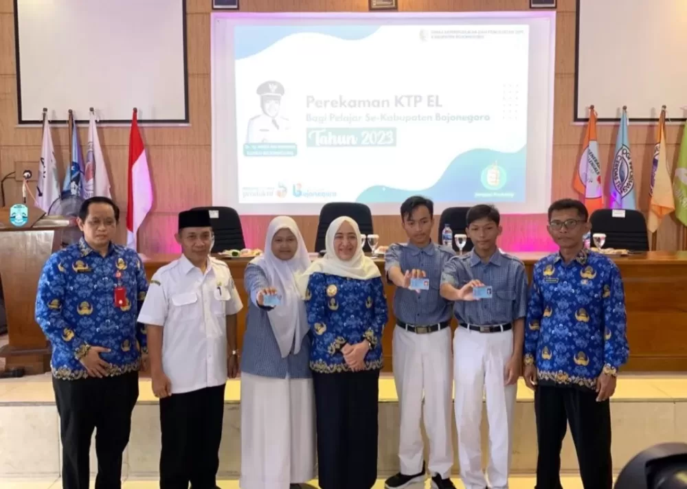 Disdukcapil Bojonegoro Lakukan Perekaman E-KTP bagi Siswa SMKN 4