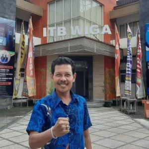 PERLUKAH KITA BANGKIT?