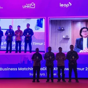 PT Pegadaian Surabaya Komitmen Dukung Produk Lokal Jatim Melalui PaDi UMKM PT Pegadaian Surabaya Komitmen Dukung Produk Lokal Jatim Melalui PaDi UMKM