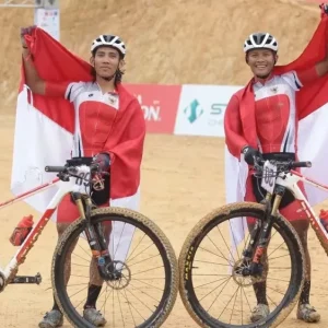 Kakak Adik Asal Lumajang Raih Emas SEA Games, Khofifah: Jatim Gudangnya Atlet Berprestasi