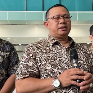 Pemerintah Beri Kelonggaran Pelunasan Biaya Haji Hingga 12 Mei Pemerintah Beri Kelonggaran Pelunasan Biaya Haji Hingga 12 Mei