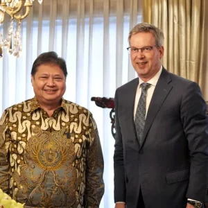 Menko Perekonomian Airlangga Terima Dubes Uni Eropa Menko Perekonomian Airlangga Terima Dubes Uni Eropa