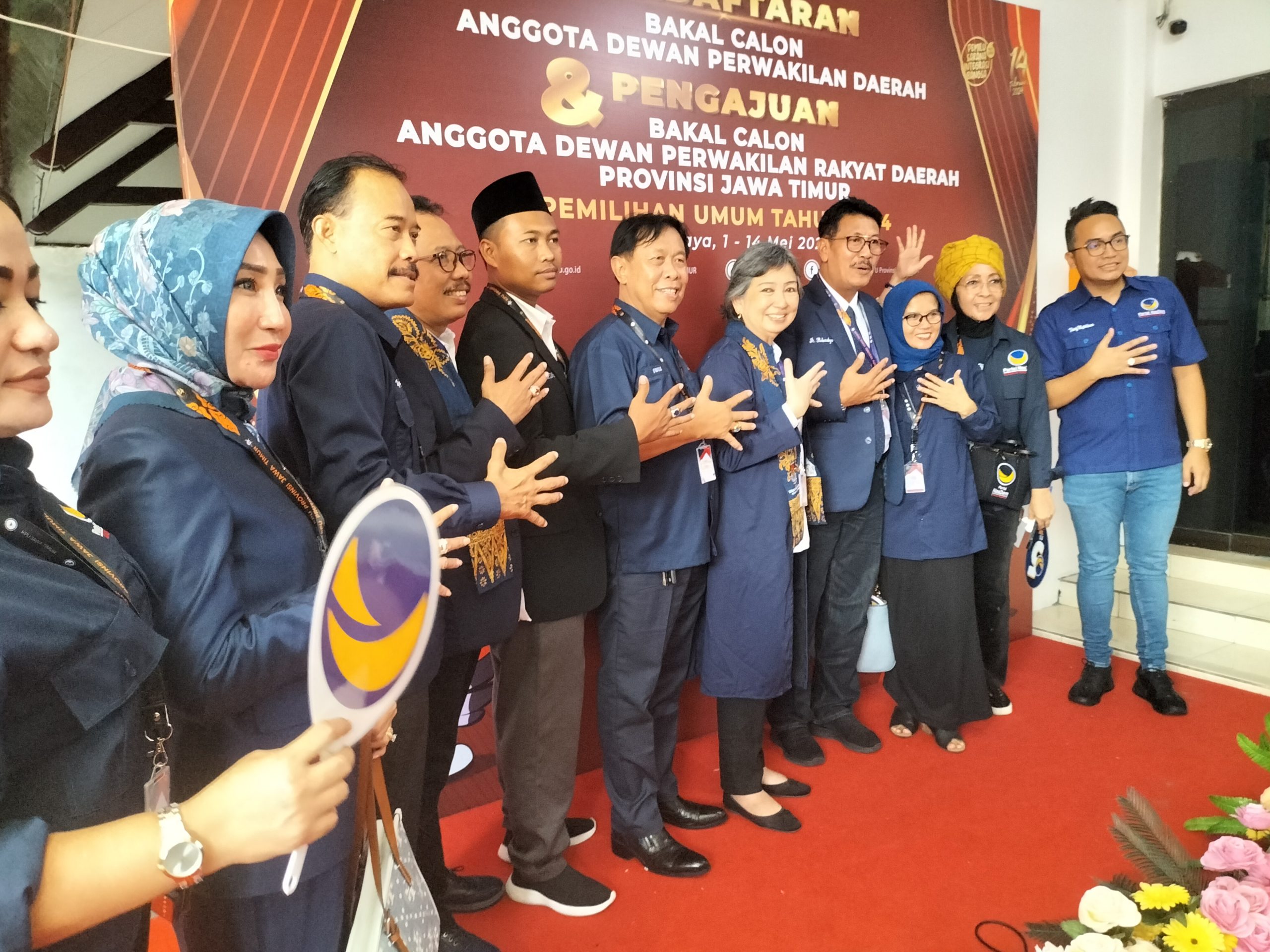 Daftarkan Caleg ke KPU, NasDem Targetkan 19 Kursi di DPRD Jatim