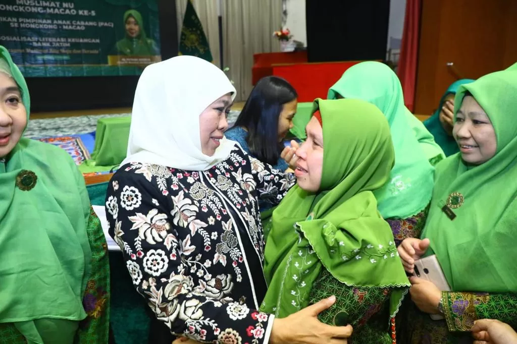 Di Harlah PCI Muslimat NU Hong Kong – Macao, Khofifah:  Waspadai Penipuan dan Pemerasan Tenaga PMI