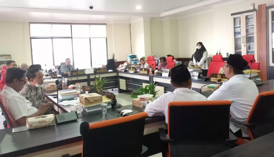 Dewan Genjot Atasi Masalah Kemiskinan di Surabaya.
